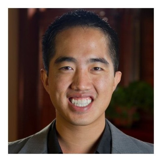 Năm 2012, ở tuổi 27, Edward là giám đốc trẻ nhất của CJ CGV Việt Nam, một nhánh của CJ CGV Hàn Quốc. Trong hai năm làm việc tại CJ CGV, Edward phụ trách mảng chiến lược và phát triển thị trường của tập đoàn này tại Việt Nam.