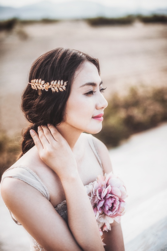 Ngọc Lan là một trong những mỹ nhân nổi tiếng của làng giải trí Việt Nam với ngoại hình xinh đẹp và sự nghiệp đầy tiềm năng. Dù đã bước sang tuổi 30, cô vẫn giữ được vẻ đẹp trẻ trung và quyến rũ. Hãy xem hình ảnh về Ngọc Lan đẹp tuổi 30, và cảm nhận sự thu hút của người phụ nữ này đến từ đâu.