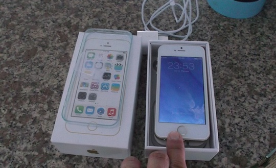 Chiếc iphone Trung Quốc bị đánh tráo