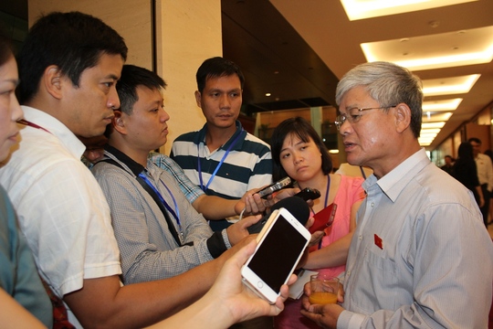 Ông Nguyễn Anh Sơn trả lời báo chí về tình hình biển Đông