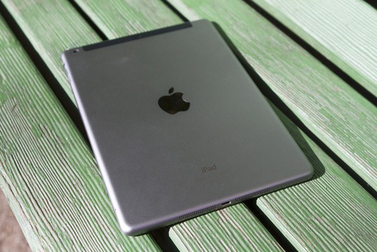 iPad một trong các sản phẩm của Apple bị cáo buộc vi phạm bằng sáng chế của Erisson.