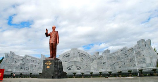 Một mô hình tượng đài Chủ tịch Hồ Chí Minh - Ảnh minh họa