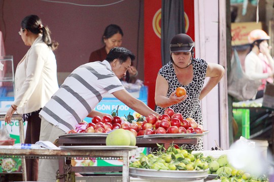 Mua hàng ngày cận tết (chợ Bắc Ninh- quận Thủ Đức)