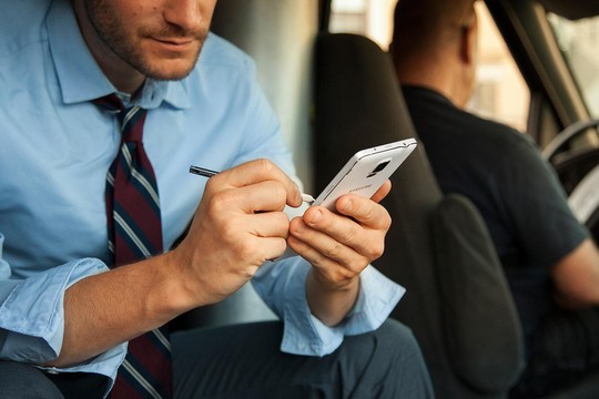 Người dùng Mỹ thích Galaxy Note 4 hơn iPhone 6 Plus