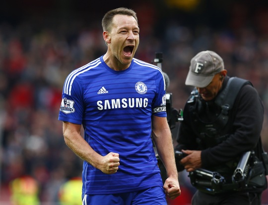 Terry phấn khích khi cùng Chelsea vượt ải Arsenal, tiến sát hơn đến cúp vô địch