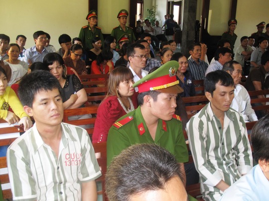 HĐXX triệu tập cả 2 phạm nhân Ngô Thanh Sơn và Trần Minh Cường ra tòa làm chứng trong vụ Ngô Thanh Kiều 