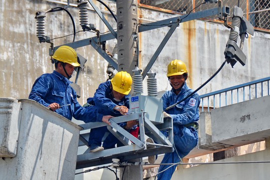 Trong 5 năm tới, Việt Nam cần 40 tỉ USD đầu tư cho ngành điện Ảnh: TẤN THẠNH