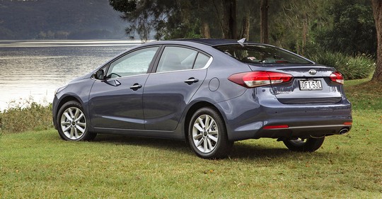 
Kia Cerato (bản mới của K3)
