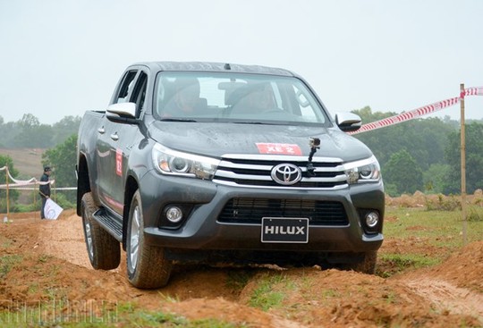 
Người dân Lào đặc biệt ưa chuộng Toyota Hilux
