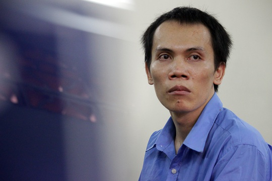 
Bị cáo Nguyễn Hữu Hậu tại phiên tòa.
