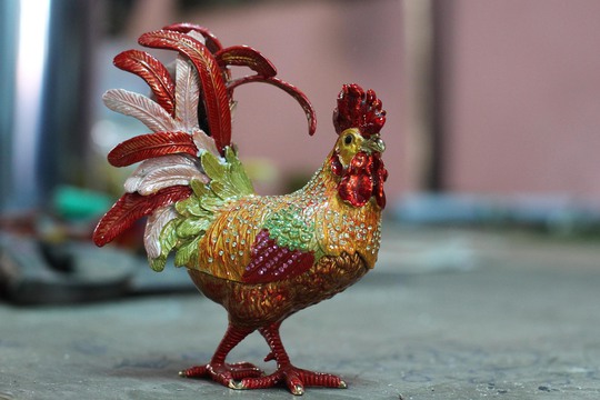 
Gà trống được làm dựa theo mô hình của chú gà này
