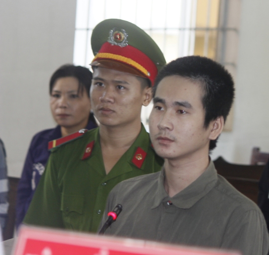 
Yêu bạn gái quá nhỏ tuổi, Nguyễn Tuấn Vũ bị xử phạt 10 năm tù
