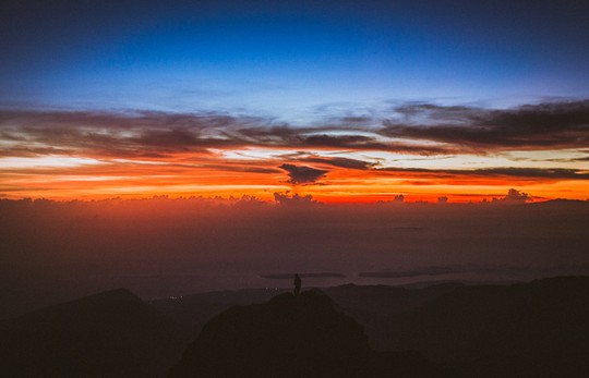 
Bao la, hùng vĩ đỉnh Rinjani
