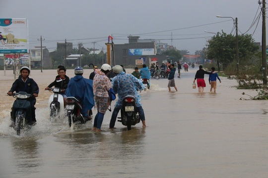 
Nhiều nơi tại huyện Đại Lộc bị ngập nặng
