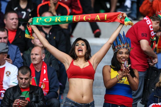 Fan của nhà vô địch Euro 2016 Bồ Đào Nha