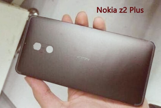 
Mặt sau được cho là của Nokia Z2plus, máy sở hữu màn hình Full HD kích thước 5 inch đi kèm pin dung lượng cao 4.000 mAh. Ảnh: Trusted Reviews
