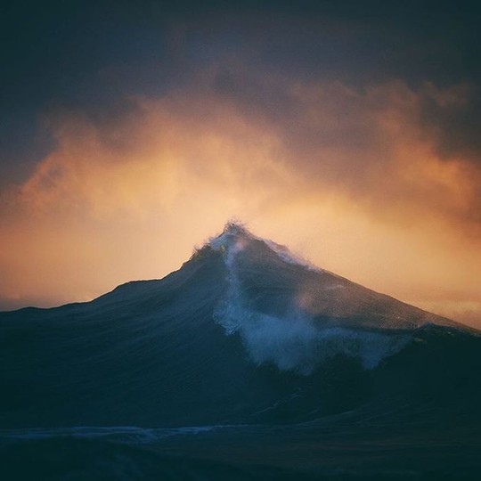 Ảnh: Lloyd Meudell