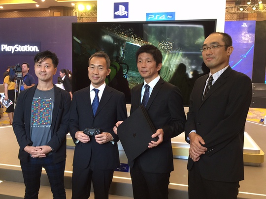 
Lãnh đạo Sony Việt Nam trong ngày ra mắt sản phẩm PS4 mới
