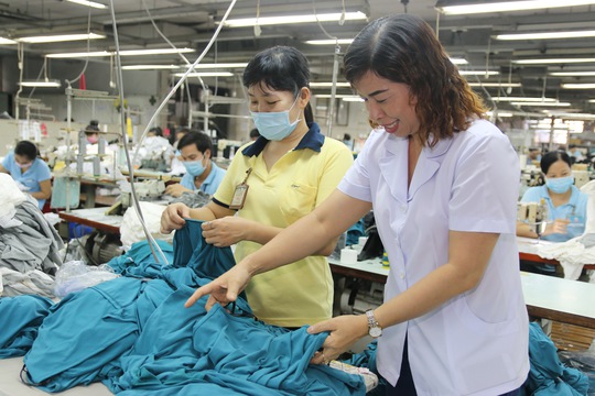 
Vẫn còn nhiều ý kiến khác nhau về phương án tăng tuổi nghỉ hưu của người lao động Ảnh: AN KHÁNH
