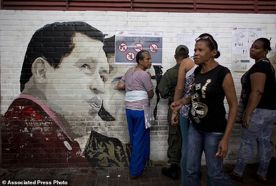 Tổng thống Venezuela: Các đảng đối lập biến khỏi bản đồ chính trị - Ảnh 4.