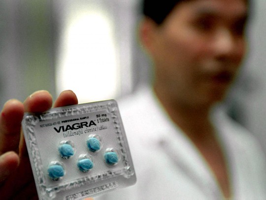 Viagra giá rẻ ồ ạt tung ra thị trường - Ảnh 1.
