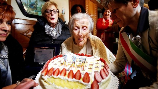
Cụ bà Morano đón sinh nhật lần thứ 117. Ảnh: Reuters
