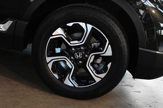 Honda CR-V 2017 bản 7 chỗ, máy dầu có giá từ 917 triệu đồng