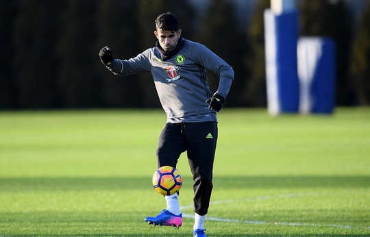 Costa "làm lành" với Conte, trở lại trận gặp Hull