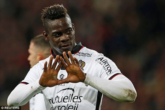 Balotelli lập cú đúp, Nice chiếm ngôi nhì của PSG