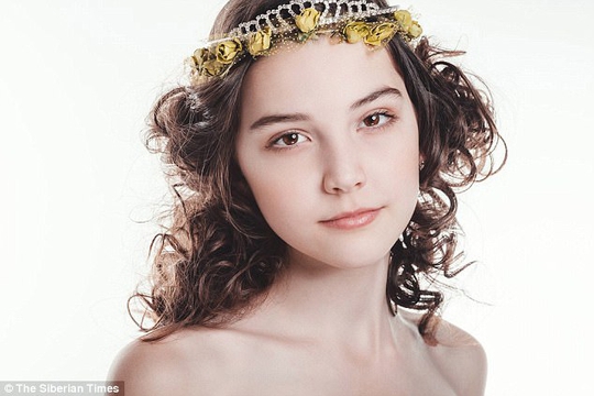 Người mẫu Nga đột tử ở tuổi 14 - Ảnh 4.