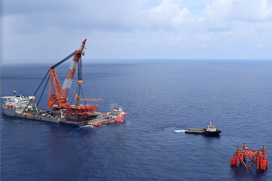 Việt Nam lên tiếng về hoạt động dầu khí trên Biển Đông - Ảnh 1.