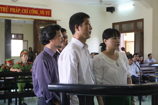 Phú Yên: Sếp cũ làm trái, gần hết sở ra tòa - Ảnh 1. Phú Yên: Sếp cũ làm trái, gần hết sở ra tòa - Ảnh 1.