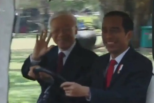 Tổng thống Indonesia trực tiếp lái xe chở Tổng Bí thư - Ảnh 4.