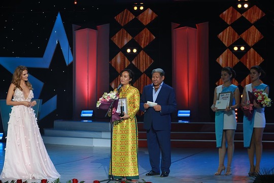 Phim của Hồng Ánh lại đoạt giải quốc tế - Ảnh 5.