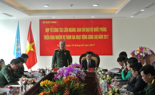 Thượng tướng, Thứ trưởng Bộ Quốc phòng Nguyễn Chí Vịnh phát biểu tại cuộc họp