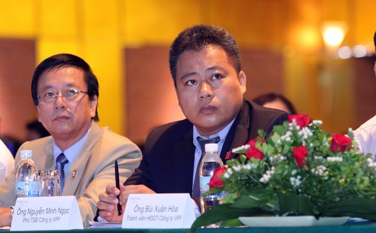 
Ông Nguyễn Minh Ngọc (phải) trong một cuộc họp của VPF trước đây Ảnh: Quang Liêm
