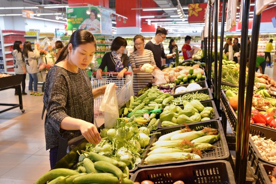 
Tết nguyên đán năm nay, các doanh nghiệp chuẩn bị hàng tết dồi dào, đảm bảo không khan hàng, sốt giá.
