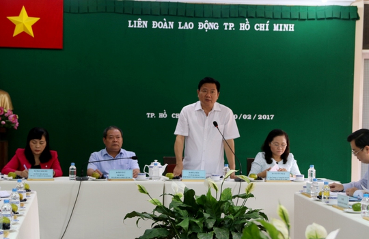 Ông Đinh La Thăng, Bí Thư Thành ủy TP HCM làm việc với Liên đoàn Lao động TP HCM vào chiều 10-2.
