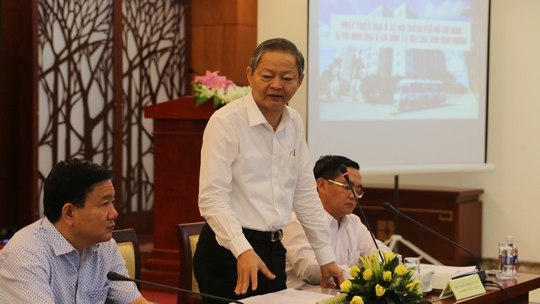 
Ông Lê Văn Khoa, Phó Chủ tịch UBND TP HCM cho biết sẽ tháo gỡ khó khăn về thủ tục cho các dự án nhà ở xã hội.
