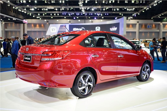 Toyota Vios 2017 nâng cấp ra mắt, giá từ 390 triệu đồng