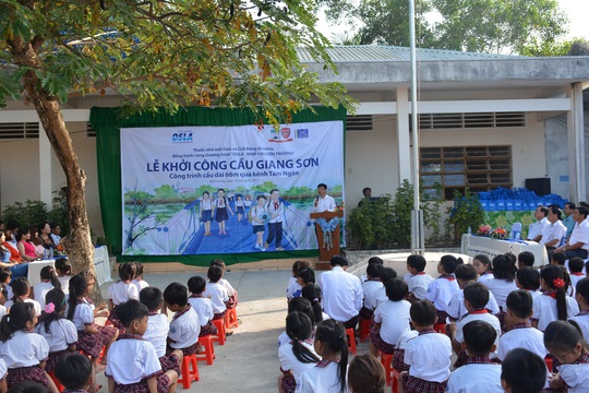 Ông Đoàn Sĩ Hiền - Phó chủ tịch Tập đoàn Dược phẩm Merap phát biểu trong buổi lễ khởi công. Ảnh: Quốc Bảo