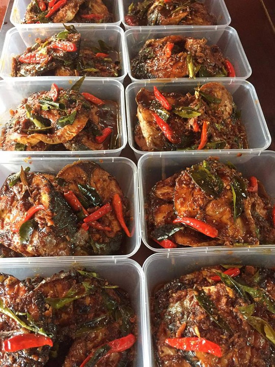 Tiết lộ sốc của một chủ hàng chuyên bán cá thu - Ảnh 1.