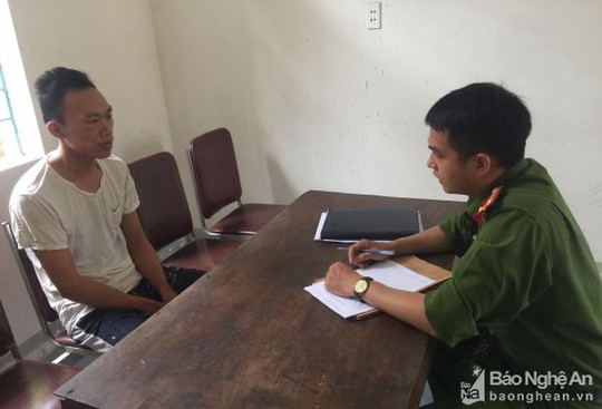 Trên đường thăm bạn ở tù, quen tay trộm xe máy nhà dân - Ảnh 1. Trên đường thăm bạn ở tù, quen tay trộm xe máy nhà dân - Ảnh 1.