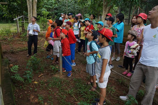 Tham quan khu cứu hộ bảo tồn và phát triển sinh vật