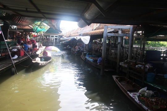 Đi chợ nổi Taling Chan ở Bangkok - Ảnh 4.