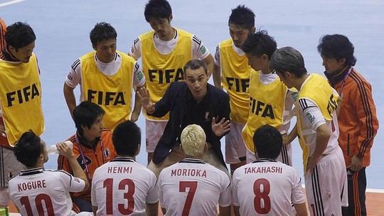 Cựu HLV Nhật Bản và Thái Lan dẫn dắt ĐT futsal Việt Nam - Ảnh 2.