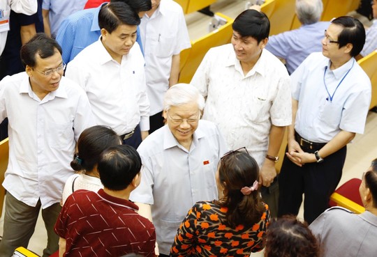 Chống tham nhũng: Đảng châm lò, nhân dân sẽ bỏ củi - Ảnh 1.