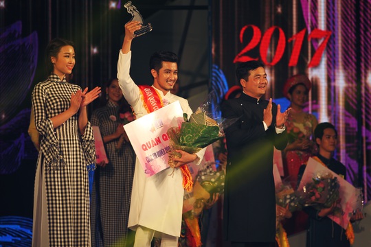 
Trao giải quán quân bảng A3 của Duyên dáng áo dài 2017 cho Mai Thanh Duy
