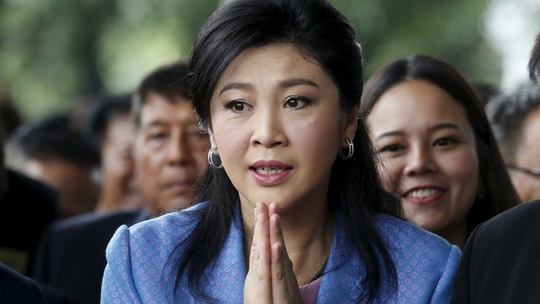 Interpol đồng ý truy nã xanh bà Yingluck - Ảnh 1.