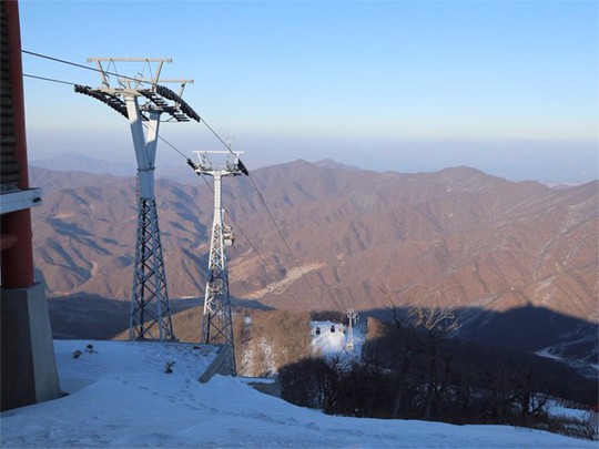 Bất ngờ với sự hiện đại của Khu trượt tuyết Triều Tiên - Ảnh 6.